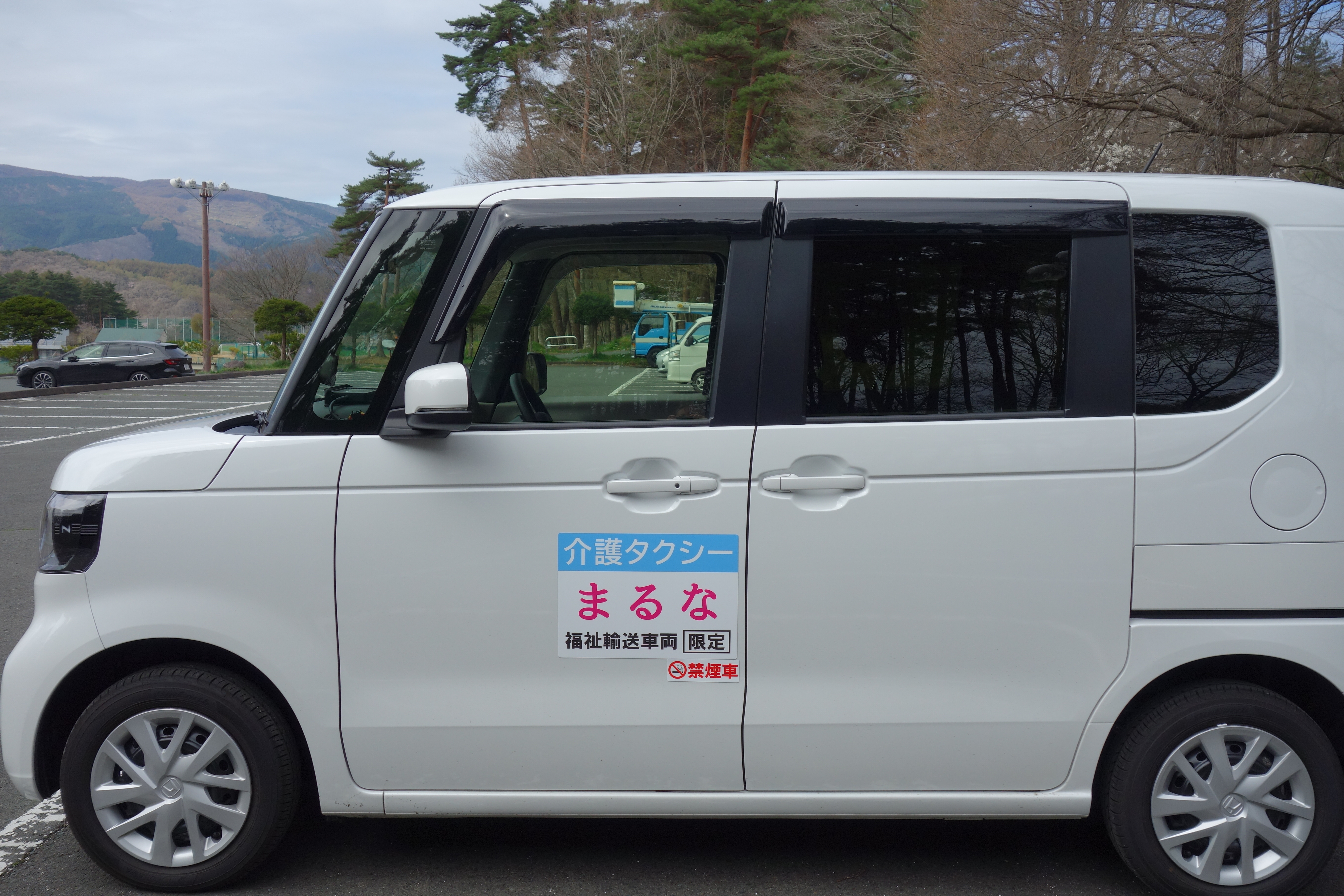 タクシー車両　外観